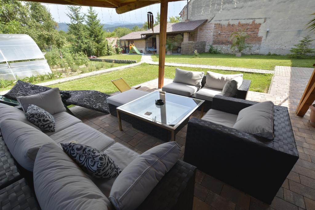 Neustadt Villa คริสเตียน ภายนอก รูปภาพ