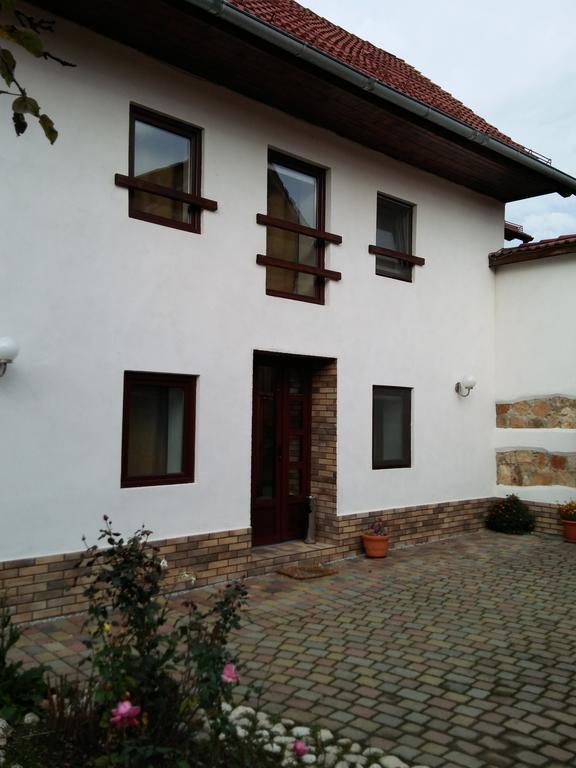 Neustadt Villa คริสเตียน ภายนอก รูปภาพ