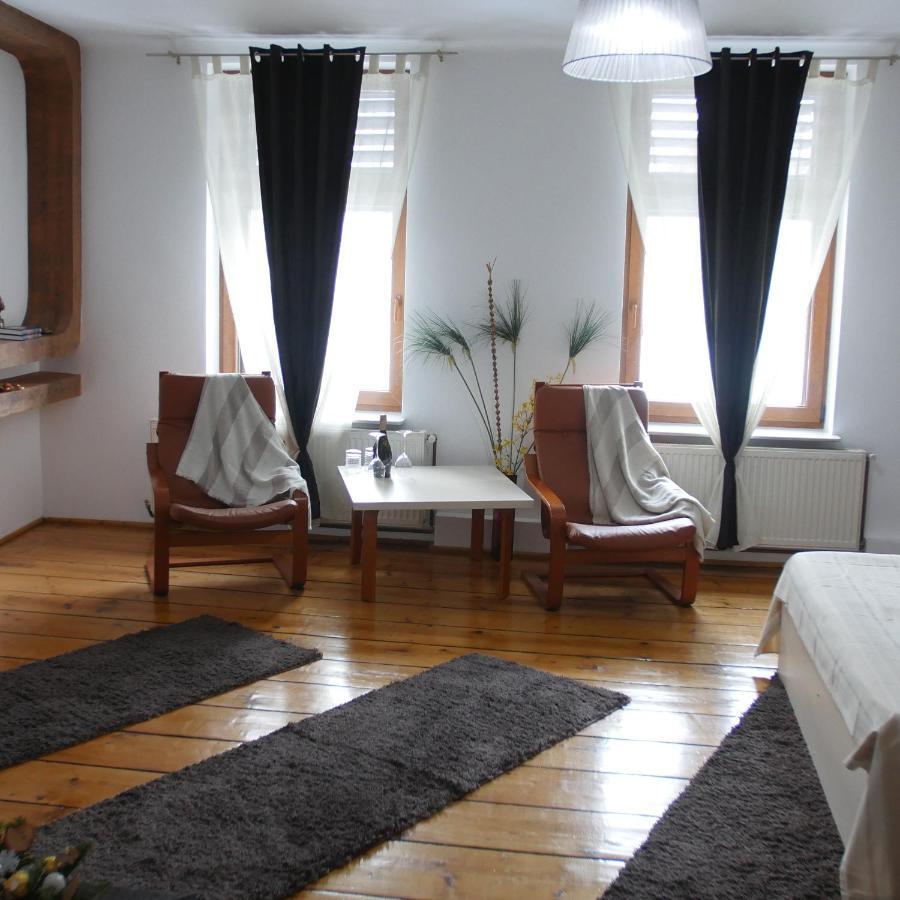 Neustadt Villa คริสเตียน ภายนอก รูปภาพ
